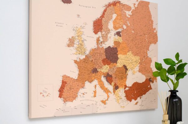 Carte de l’Europe a epingles Brun Détaillé