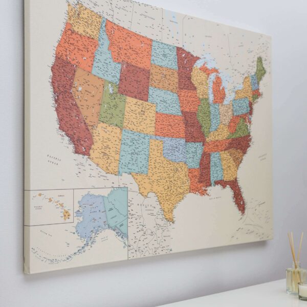 Carte des États-Unis a epingles Colorée Détaillé