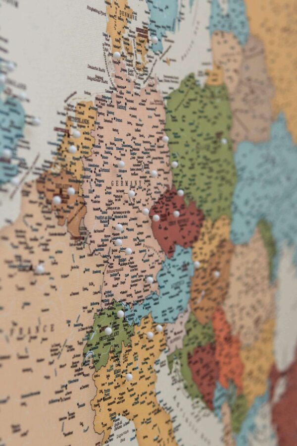 tableau carte de l’Europe Colorée Détaillé